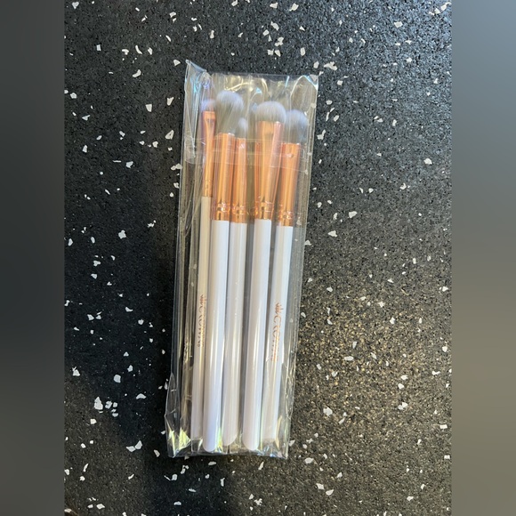 CROWN | 5PC ALL EYES ON YOU LUXE BRUSH SET - Picture 8 of 8